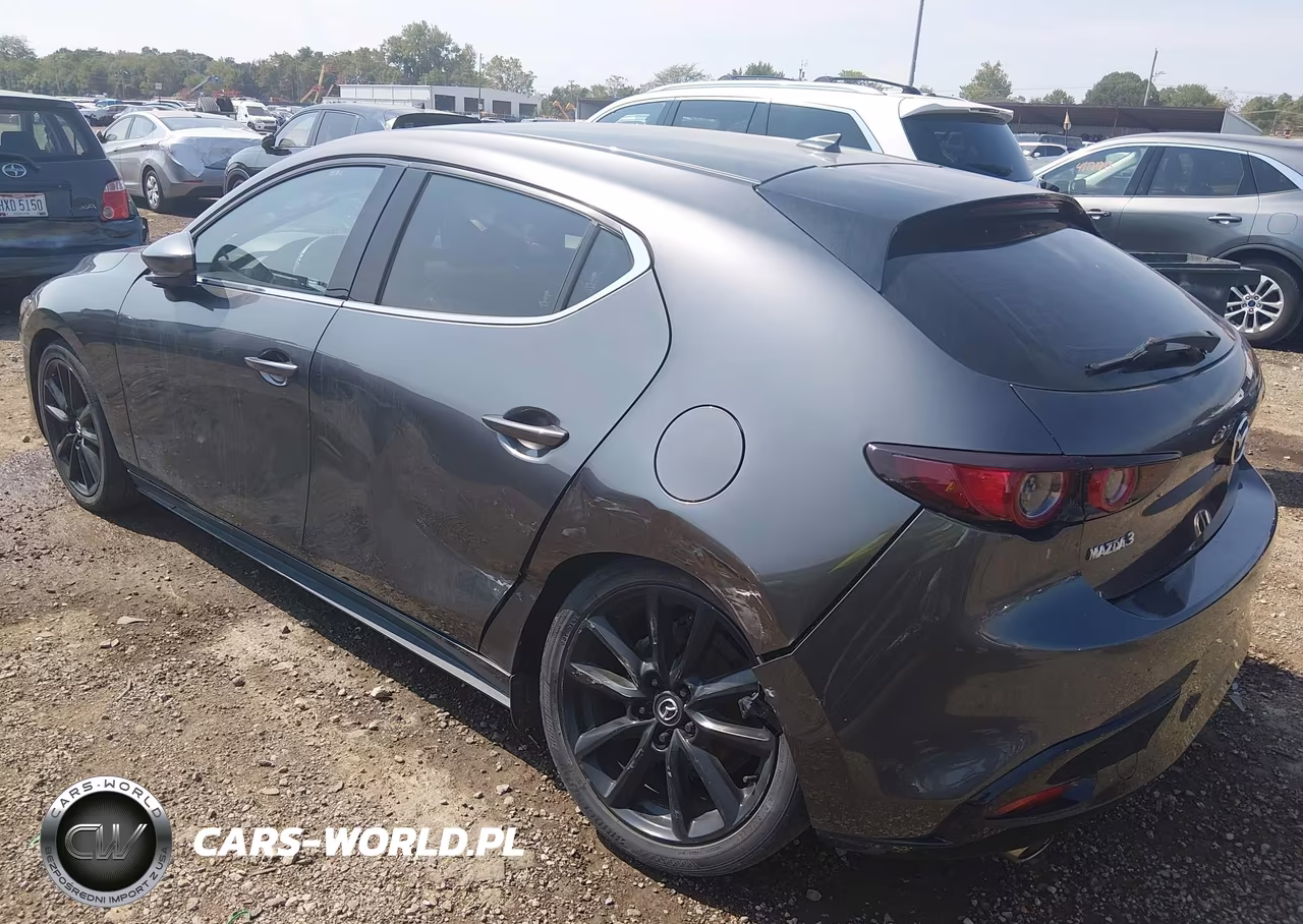 2021 Mazda Mazda3 Premium VIN:JM1BPAML3M1302963 - 3