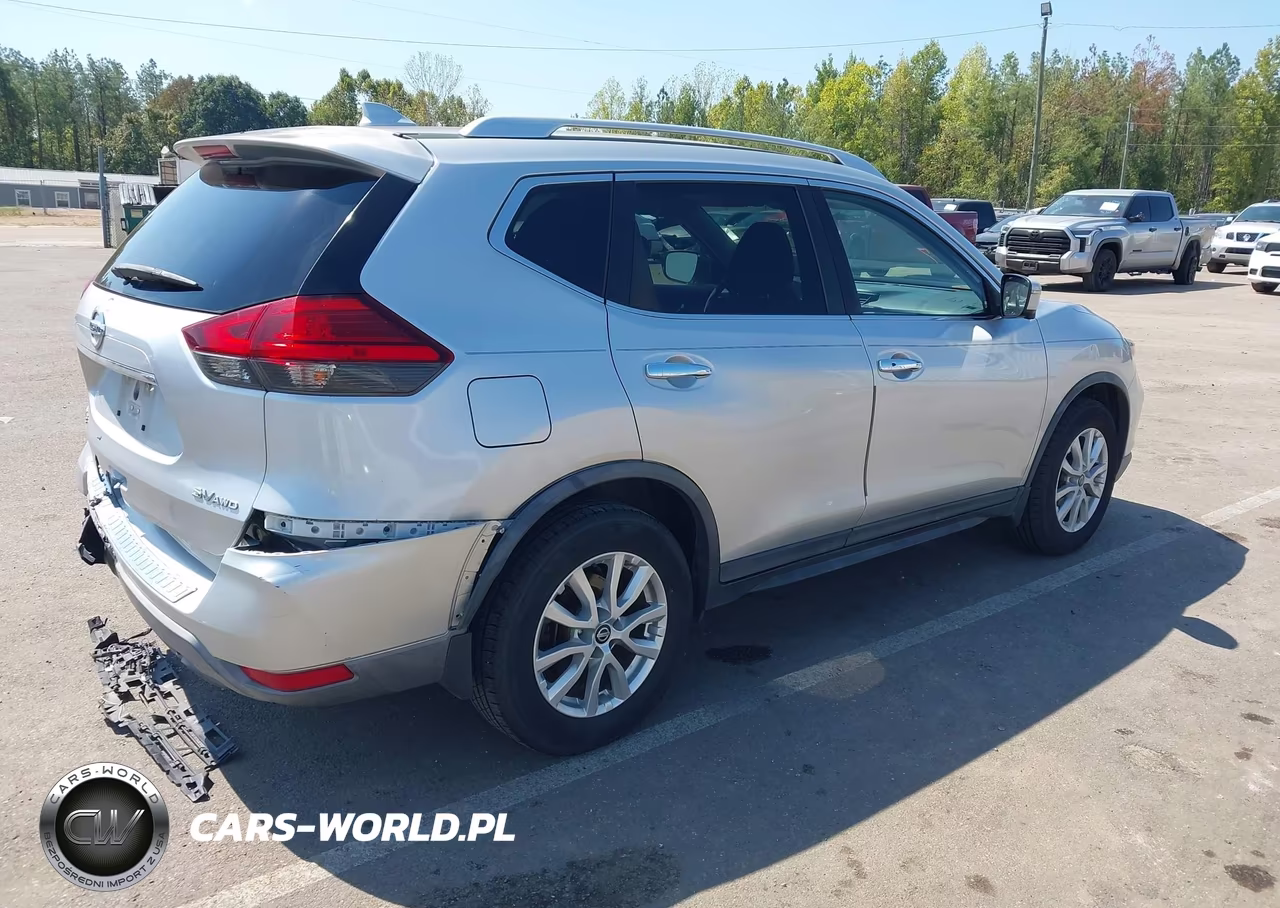 2017 Nissan Rogue Sv VIN:KNMAT2MV5HP581348 - 4