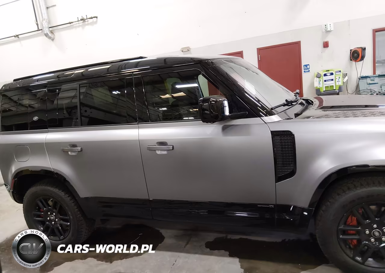 2021 Land Rover Defender 110 X VIN:SALEXERU1M2062126 - 14