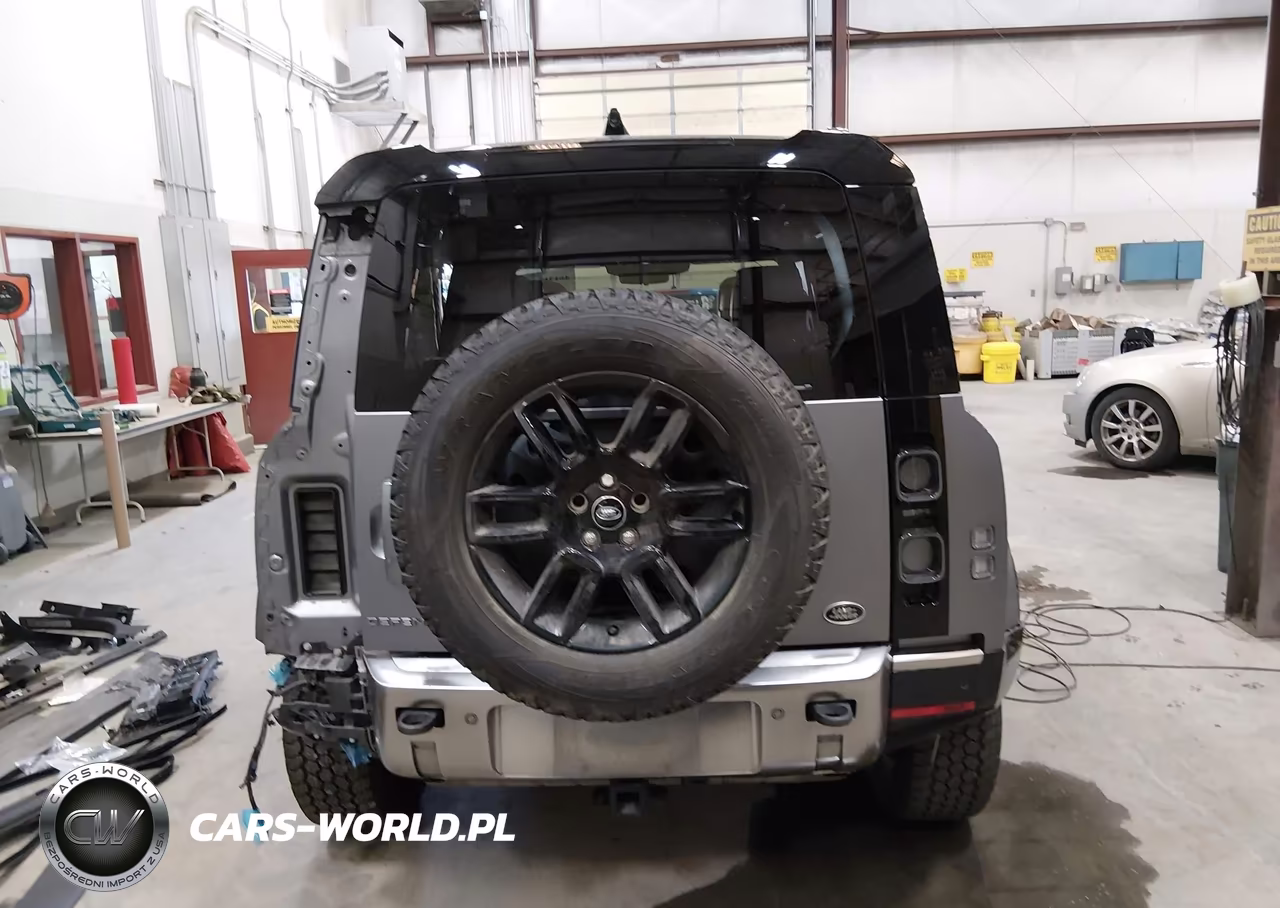 2021 Land Rover Defender 110 X VIN:SALEXERU1M2062126 - 17