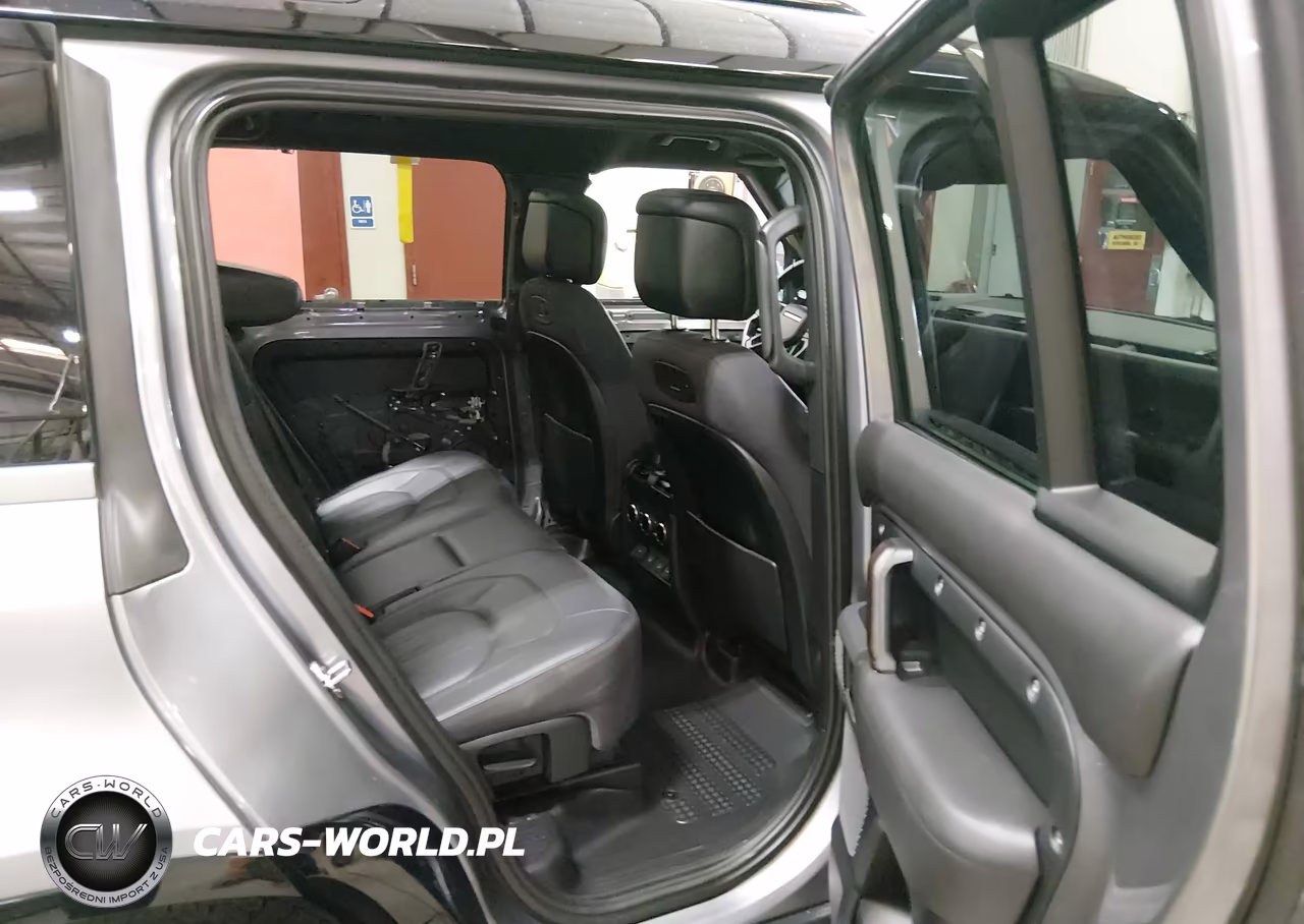 2021 Land Rover Defender 110 X VIN:SALEXERU1M2062126 - 8