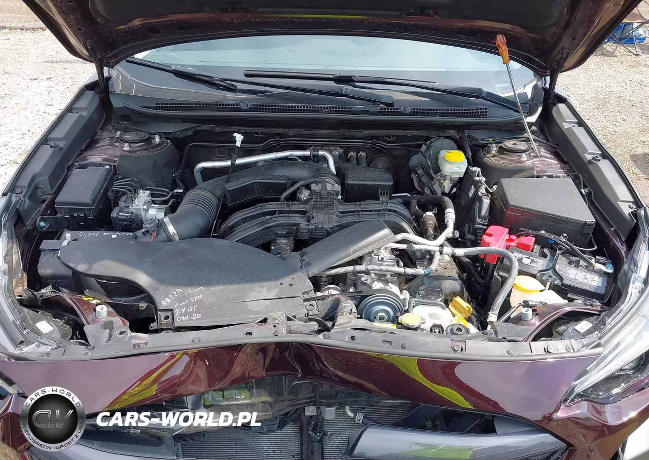 2025 Subaru Outback Touring VIN:4S4BTAPC7S3220772 - 10