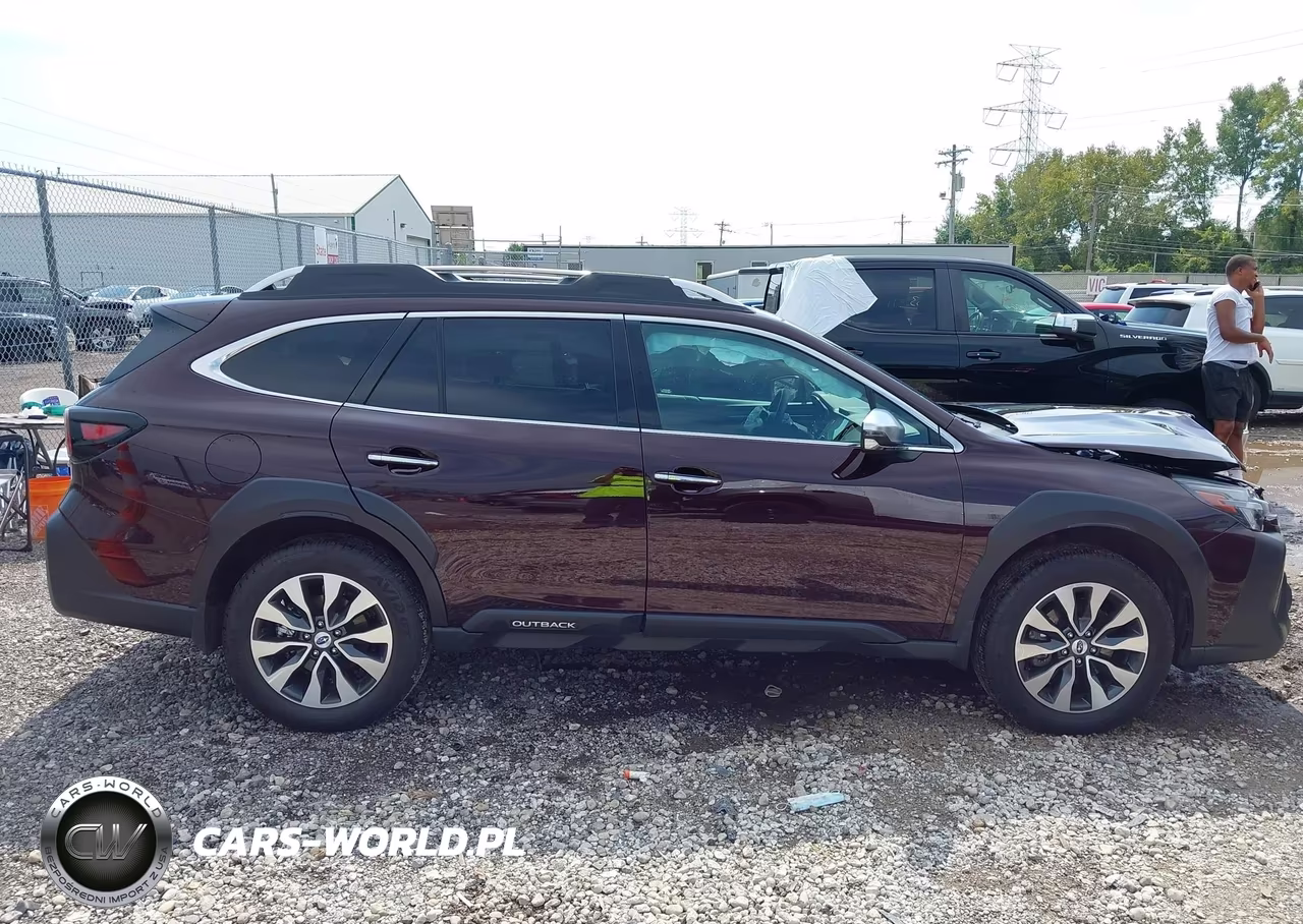 2025 Subaru Outback Touring VIN:4S4BTAPC7S3220772 - 13