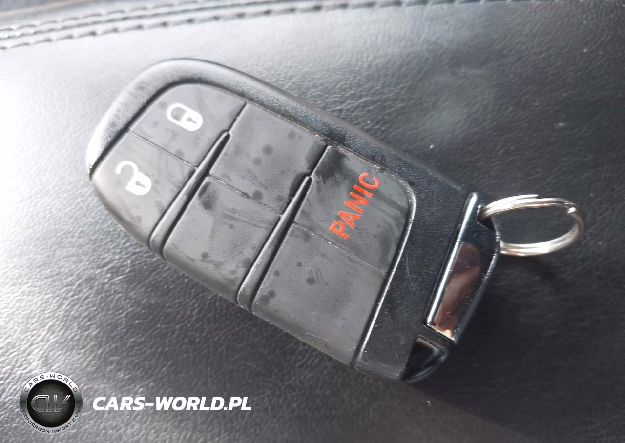 2025 Jeep Compass Latitude 4X4 VIN:3C4NJDBNXST515466 - 11