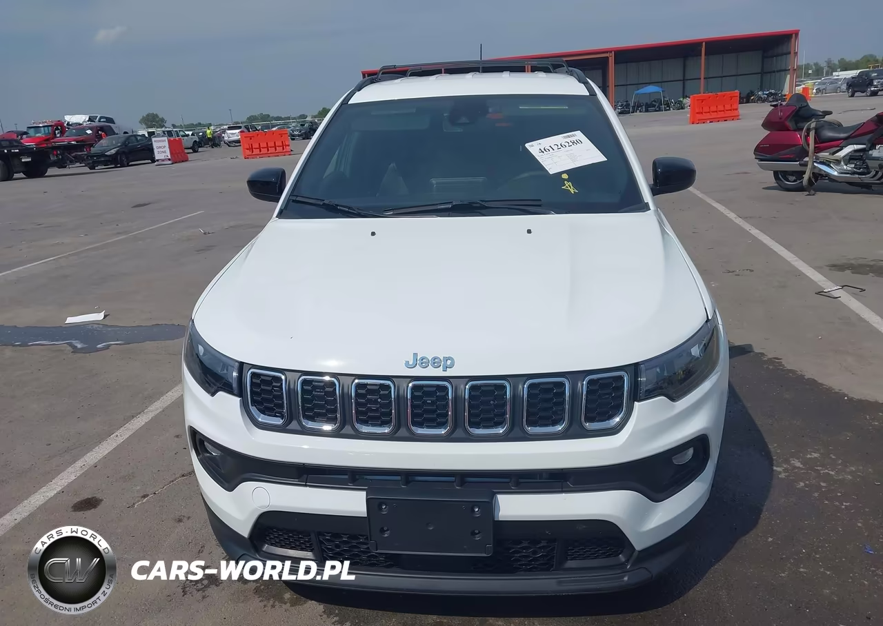 2025 Jeep Compass Latitude 4X4 VIN:3C4NJDBNXST515466 - 12