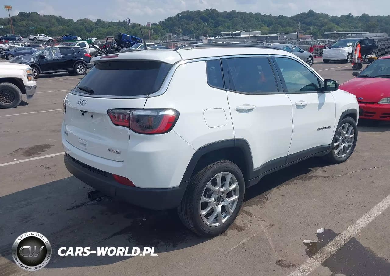 2025 Jeep Compass Latitude 4X4 VIN:3C4NJDBNXST515466 - 4