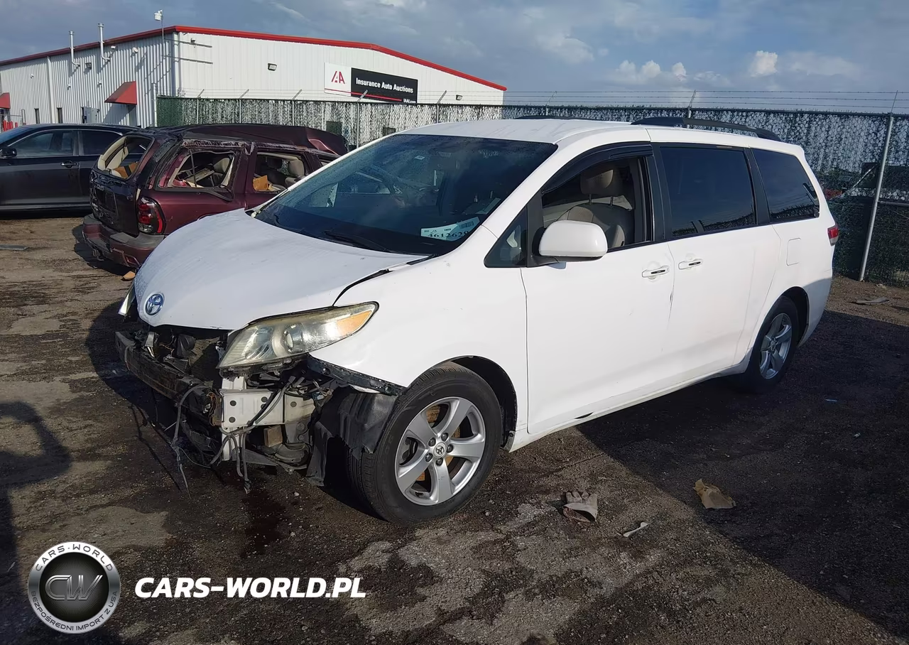 2012 Toyota Sienna Le V6 8 Passenger VIN:5TDKK3DC3CS203748 - 2