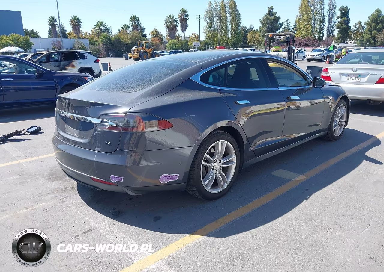 2016 Tesla Model S 60-70-75-85 VIN:5YJSA1E10GF125380 - 4