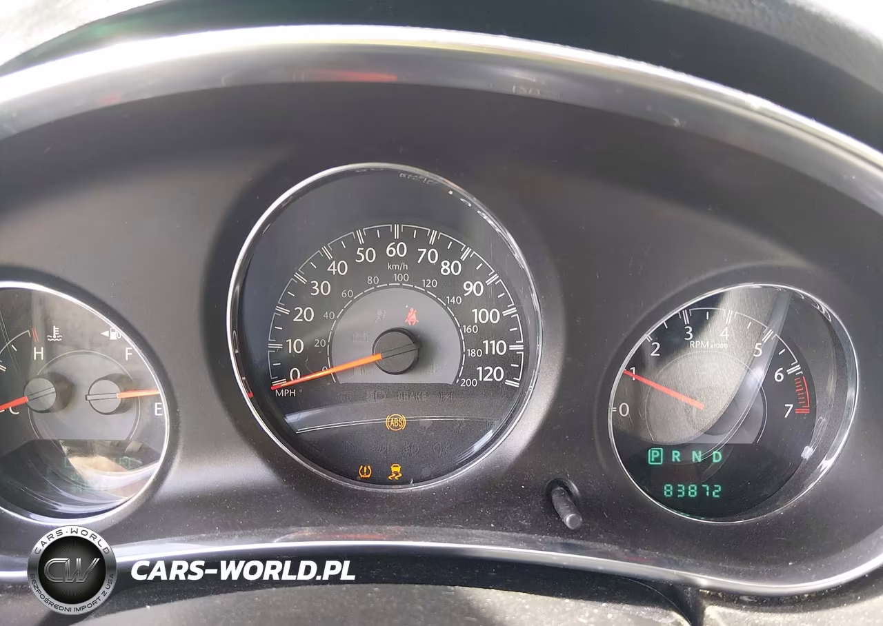 2014 Chrysler 200 Touring VIN:1C3CCBBB6EN178587 - 7
