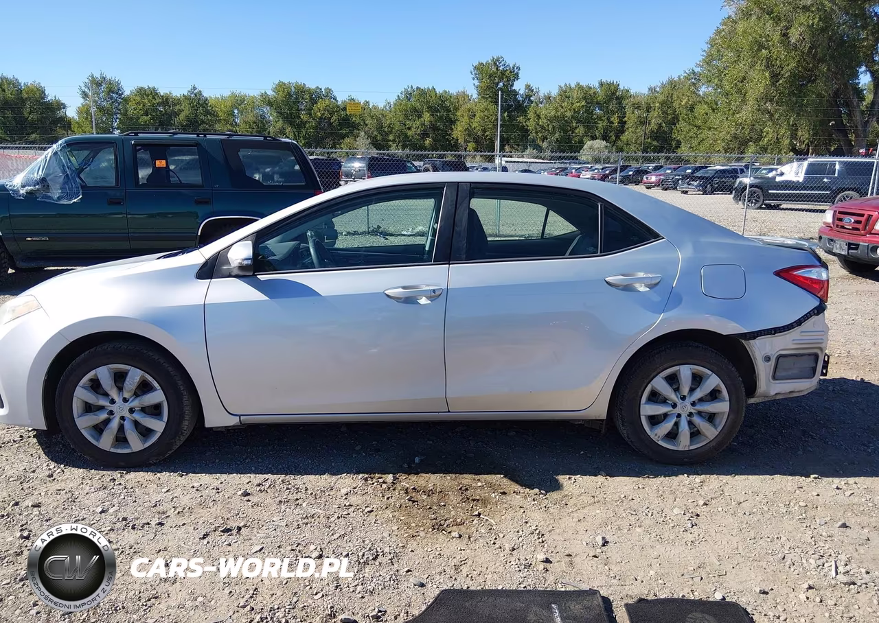 2016 Toyota Corolla S VIN:5YFBURHE0GP508356 - 15