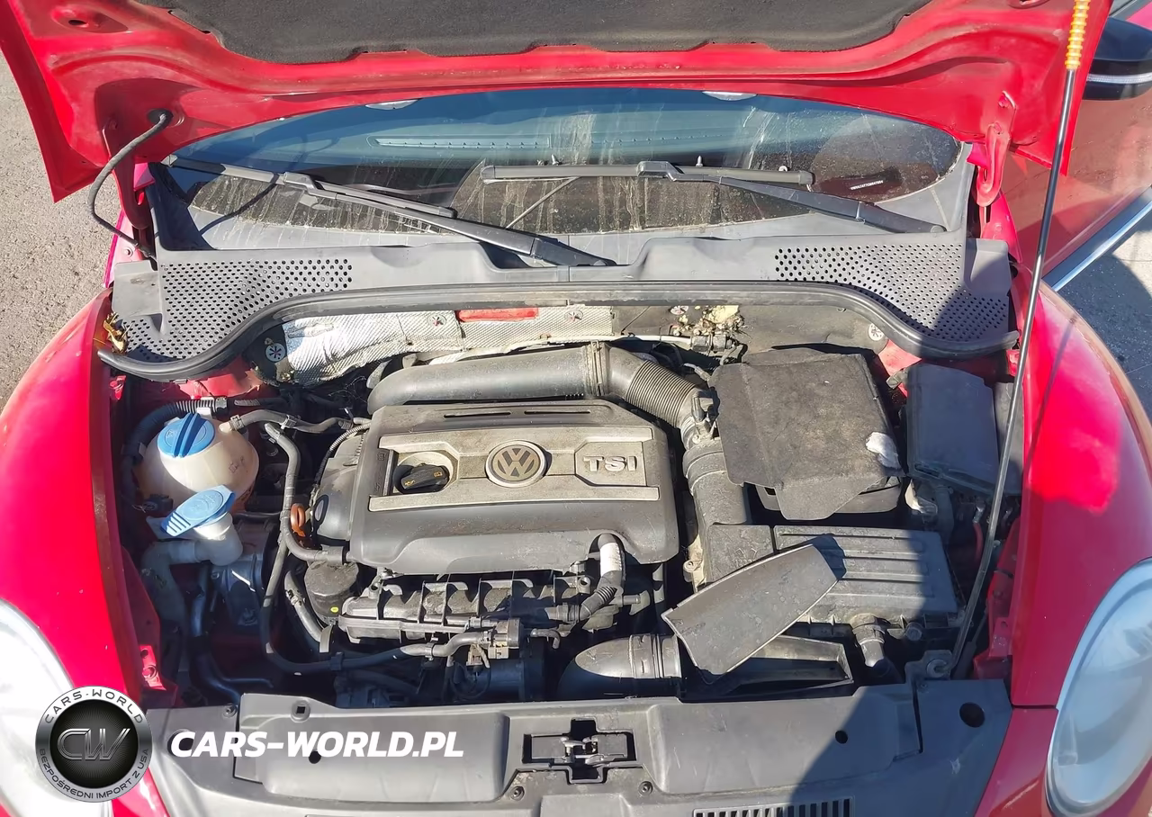 2012 Volkswagen Beetle 2.0T Turbo VIN:3VWVA7AT7CM647854 - 10
