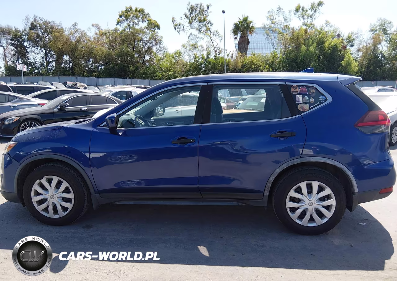 2018 Nissan Rogue S VIN:JN8AT2MT7JW463512 - 14