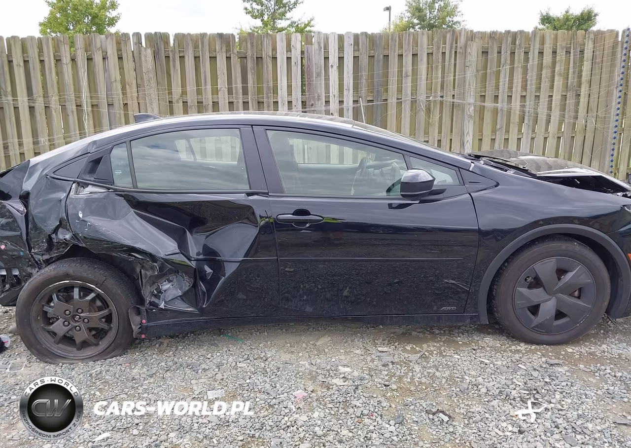 2023 Toyota Prius Le Awd-E VIN:JTDADABU9P3001123 - 14