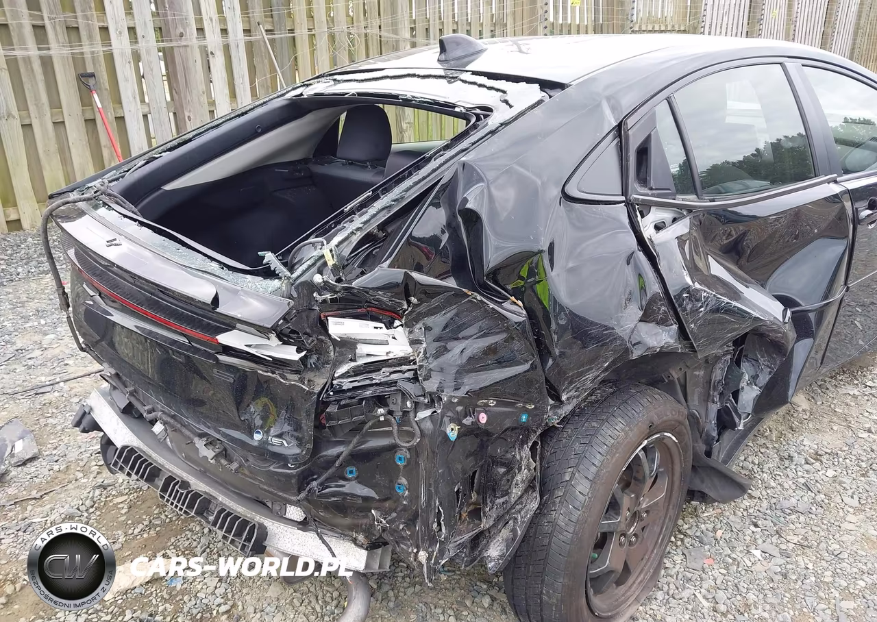 2023 Toyota Prius Le Awd-E VIN:JTDADABU9P3001123 - 6
