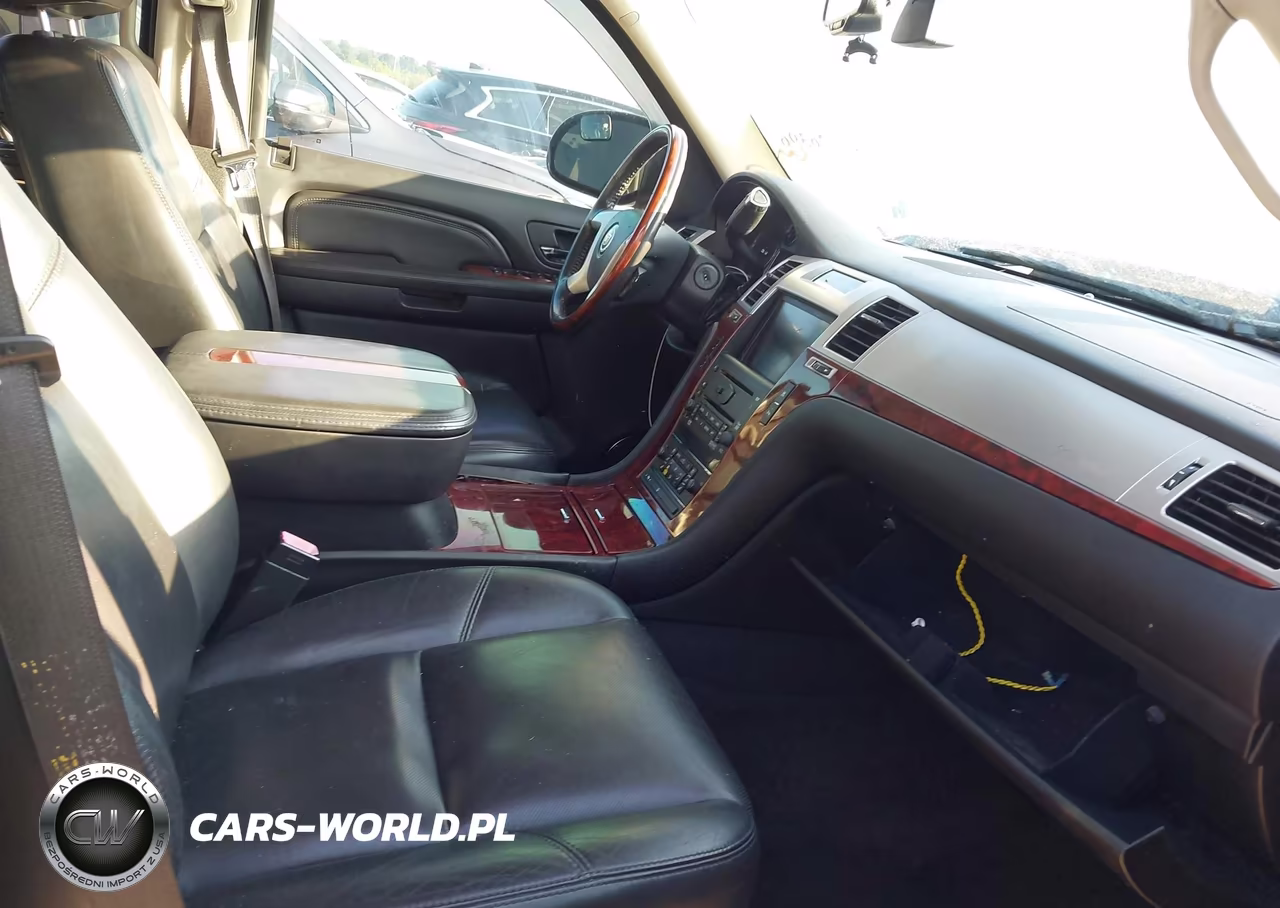 CADILLAC ESCALADE EXT VIN:3GYFK62818G298487 - 5