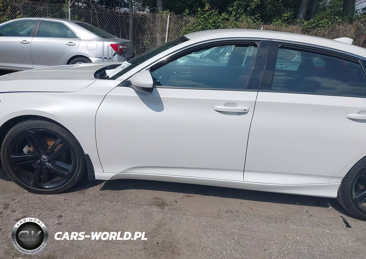 2019 Honda Accord Sport VIN:1HGCV1F38KA050018 - 14