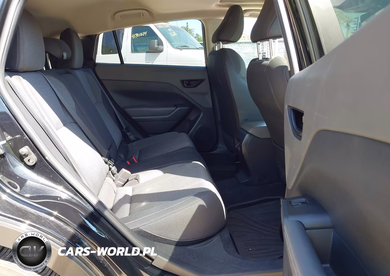 2024 Subaru Crosstrek Premium VIN:JF2GUADC0R8247225 - 8