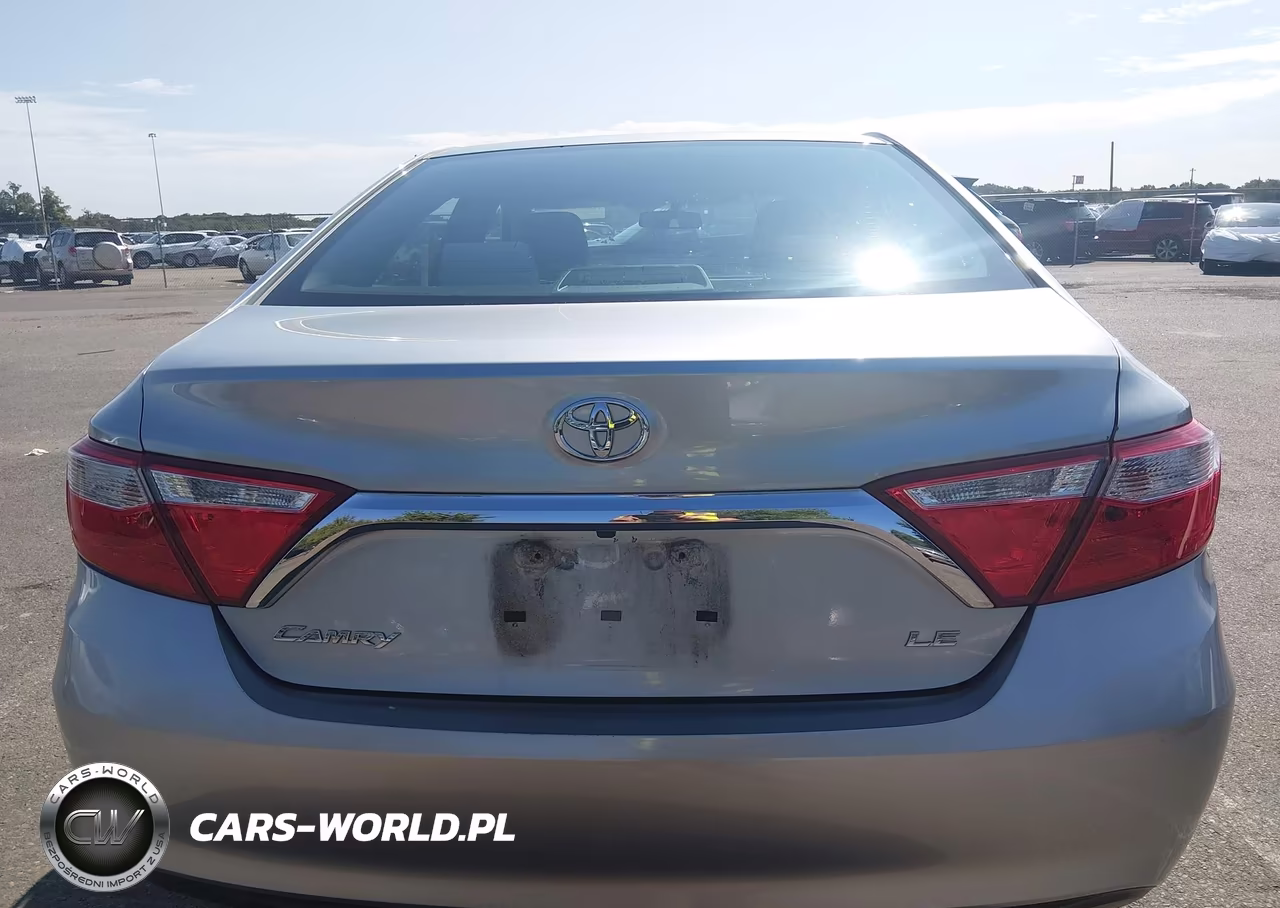2015 Toyota Camry Le VIN:4T4BF1FK8FR467451 - 14
