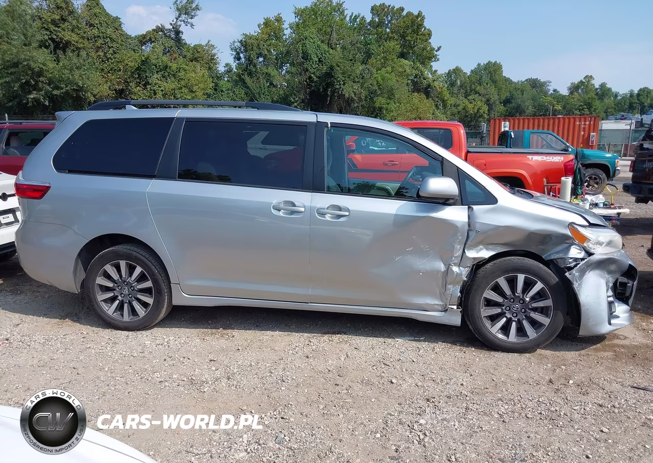 2019 Toyota Sienna Le 7 Passenger VIN:5TDJZ3DC9KS225565 - 13