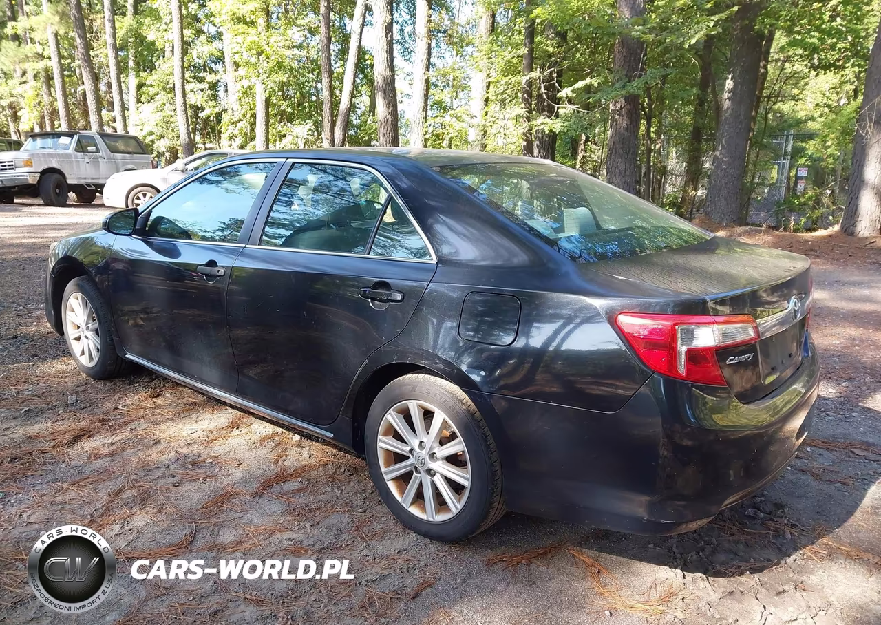 2013 Toyota Camry Xle VIN:4T1BF1FKXDU287279 - 3