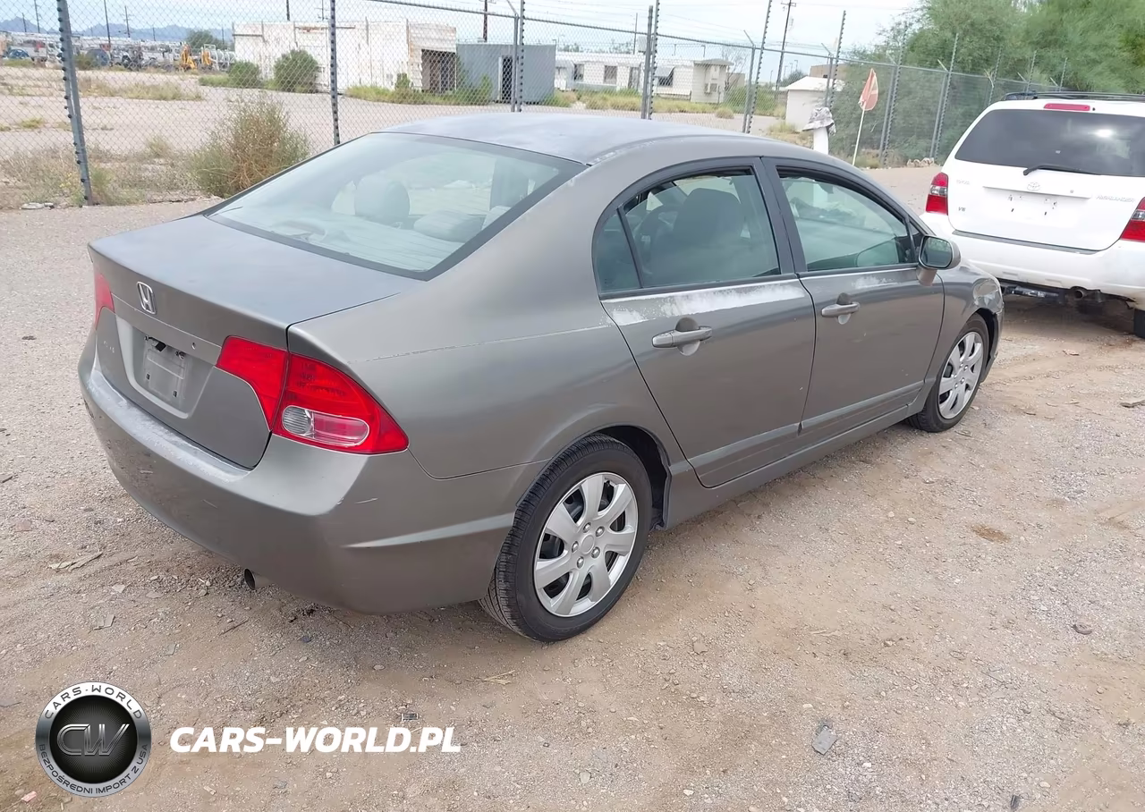 2007 Honda Civic Lx VIN:2HGFA16547H314872 - 4
