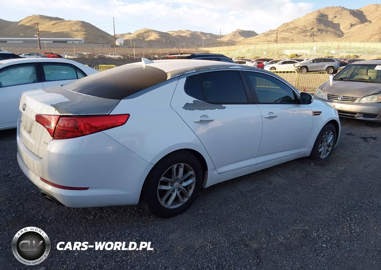 2013 Kia Optima Lx VIN:5XXGM4A77DG173072 - 4