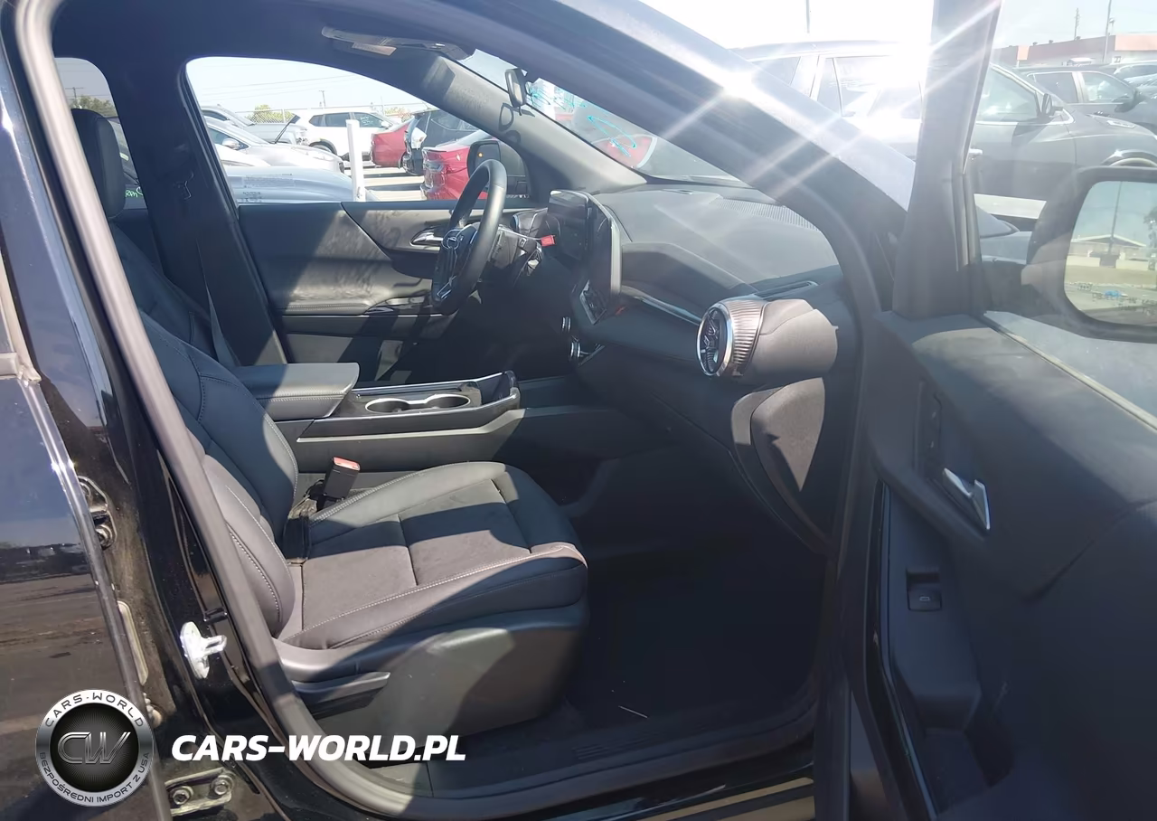 2025 Chevrolet Equinox Fwd Lt VIN:3GNAXHEG4SL286937 - 5