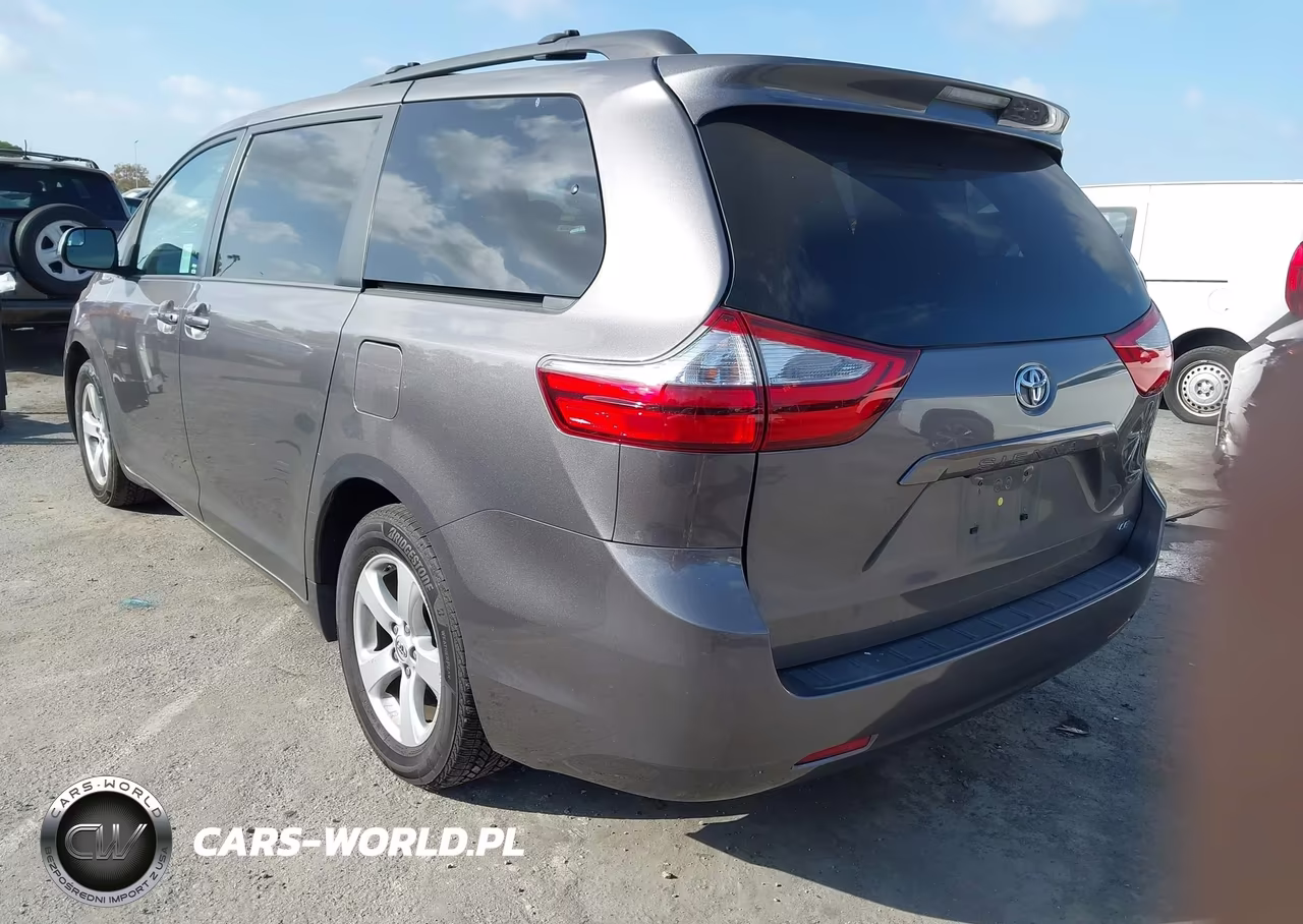 2017 Toyota Sienna Le 8 Passenger VIN:5TDKZ3DCXHS798245 - 3