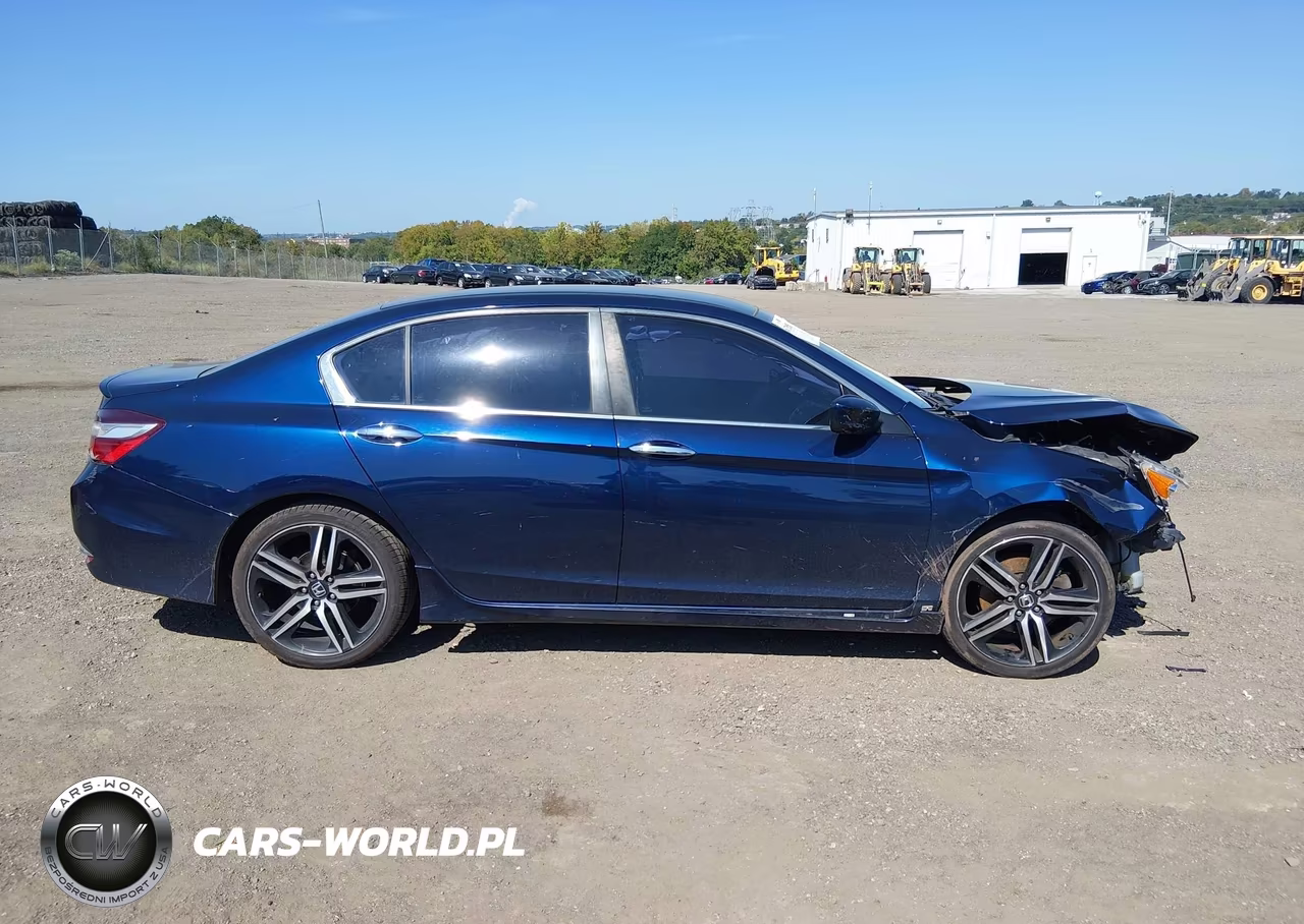 2017 Honda Accord Sport VIN:1HGCR2F52HA154976 - 14