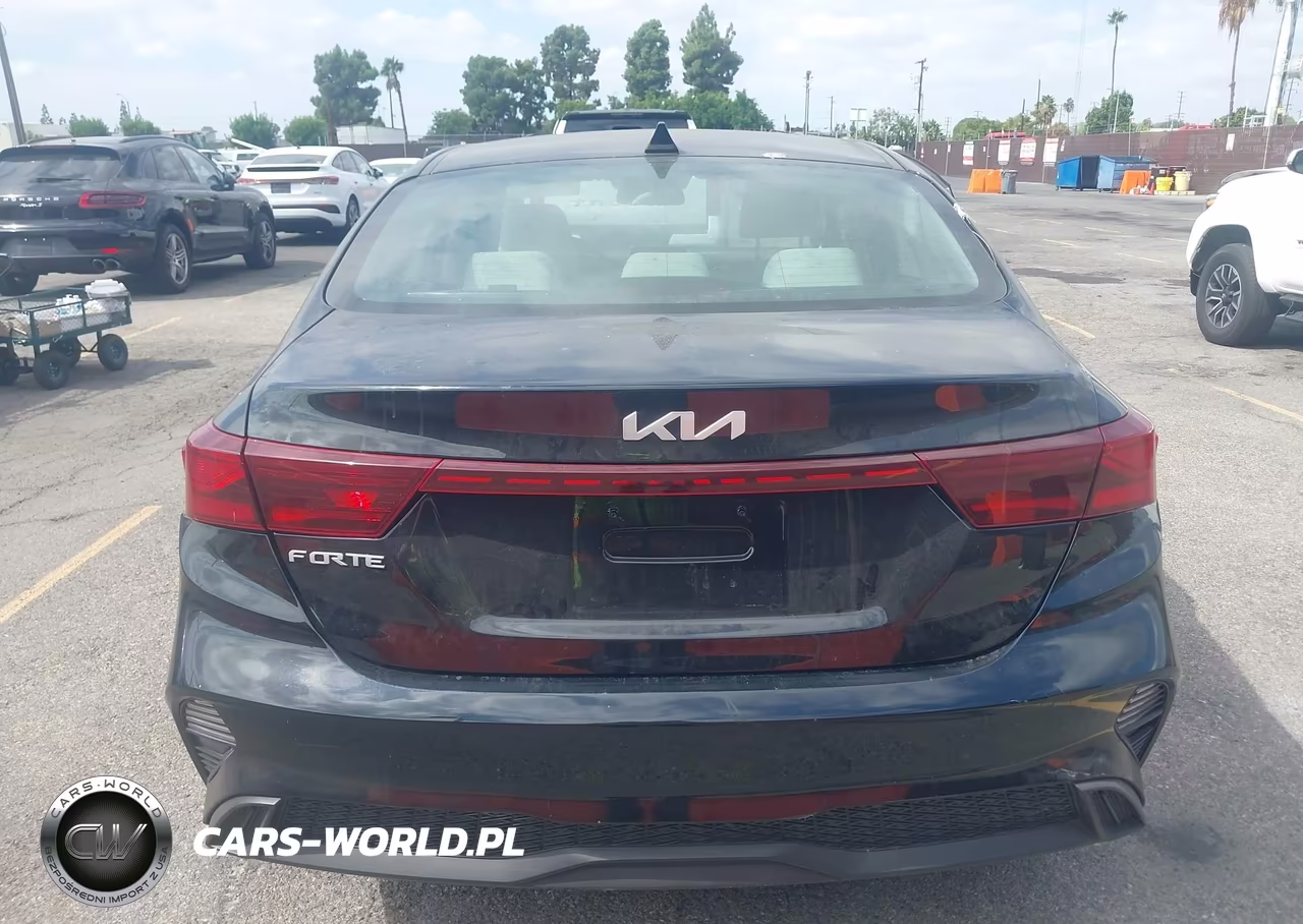 2023 Kia Forte Lxs VIN:3KPF24AD2PE676156 - 16
