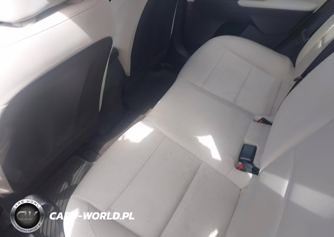 2023 Kia Forte Lxs VIN:3KPF24AD2PE676156 - 8