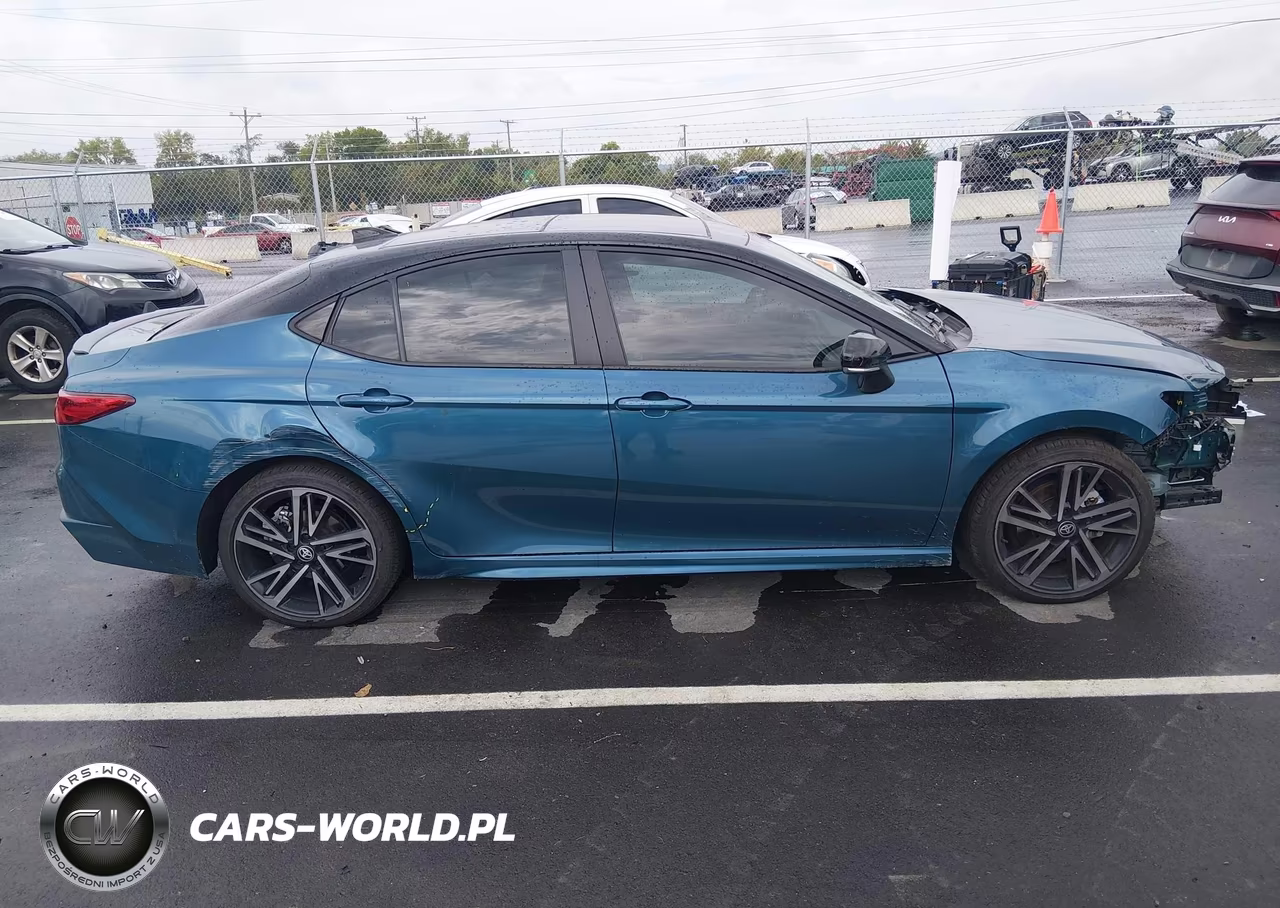 2025 Toyota Camry Xse VIN:4T1DAACK9SU001138 - 13