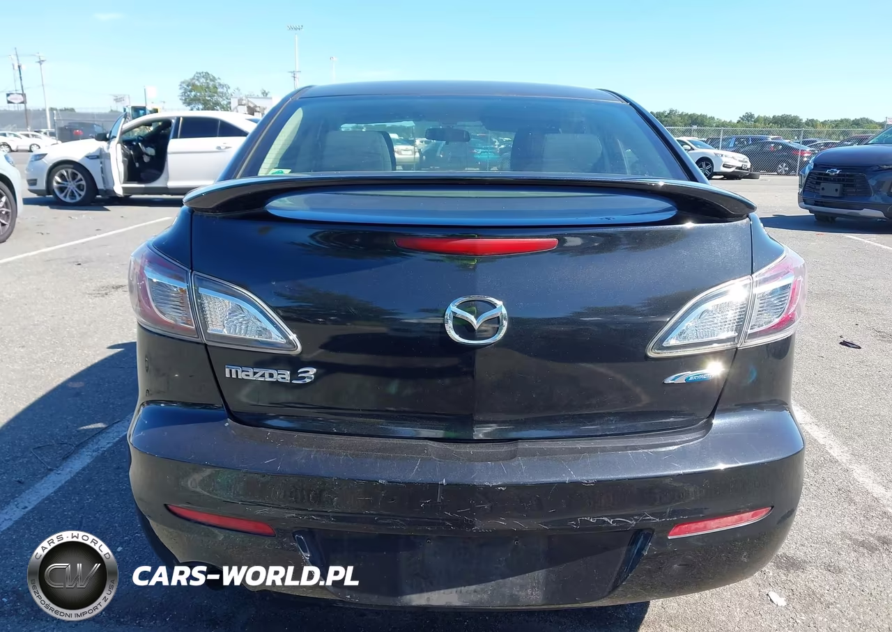 2013 Mazda Mazda3 I Sport VIN:JM1BL1UP0D1786119 - 15