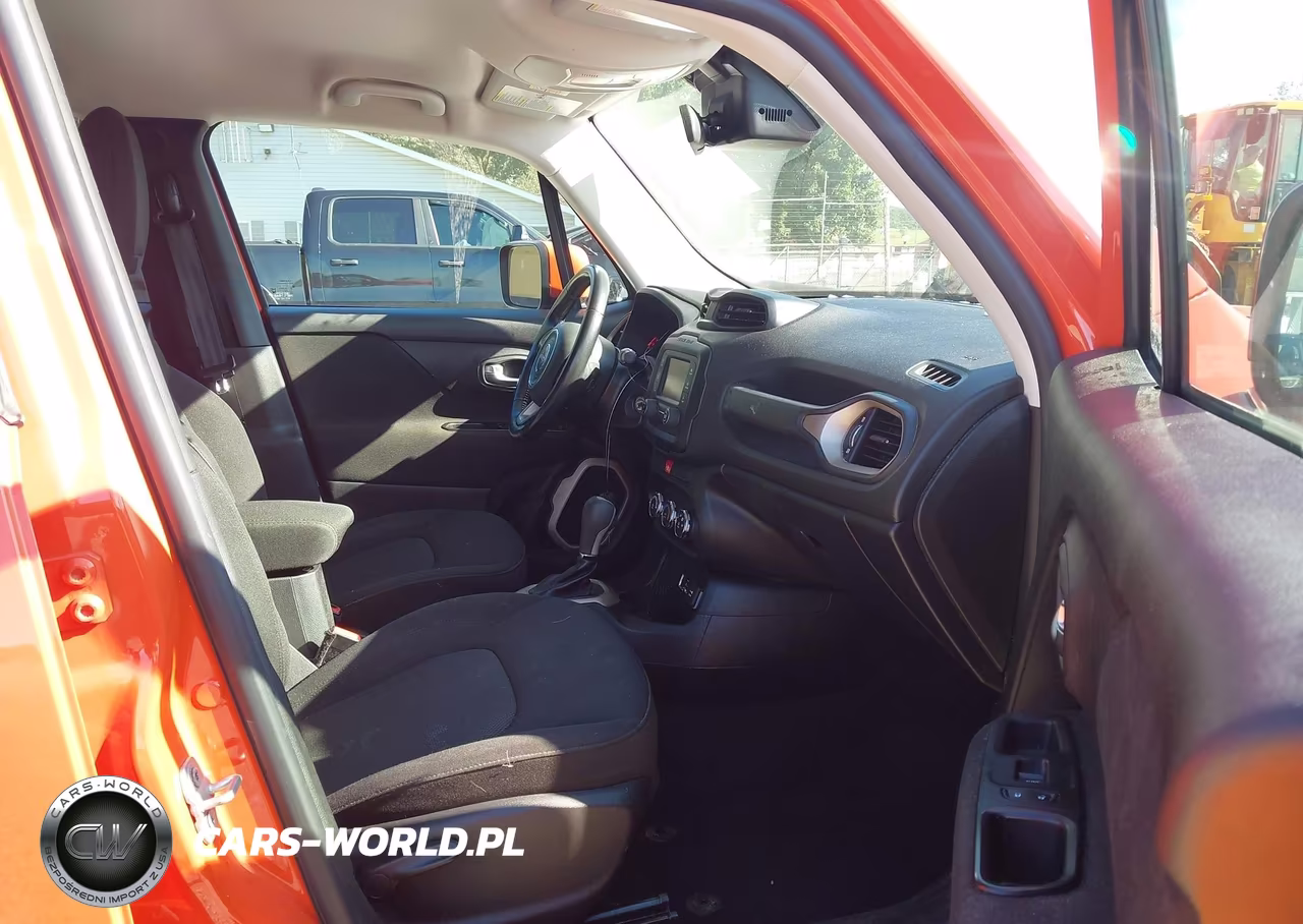 2015 Jeep Renegade Latitude VIN:ZACCJABT1FPB27088 - 5