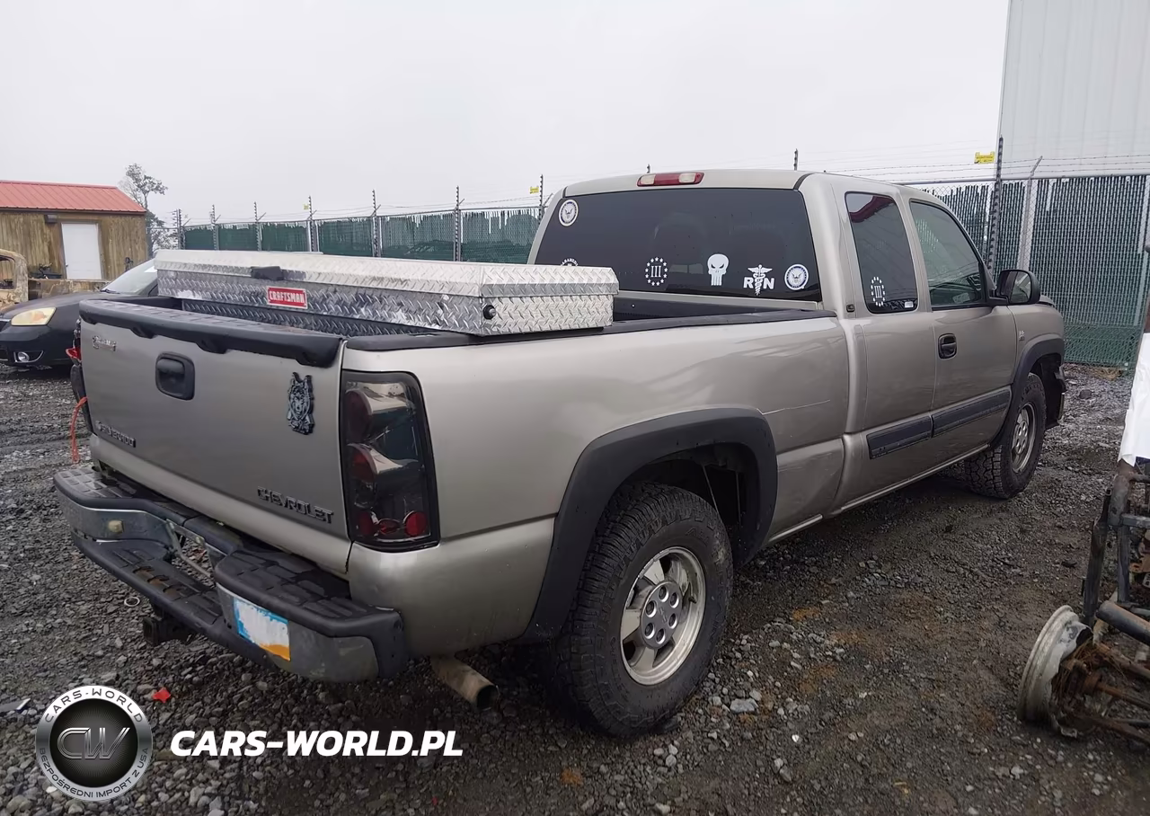 2003 Chevrolet Silverado 1500 Ls VIN:2GCEK19T331215786 - 4