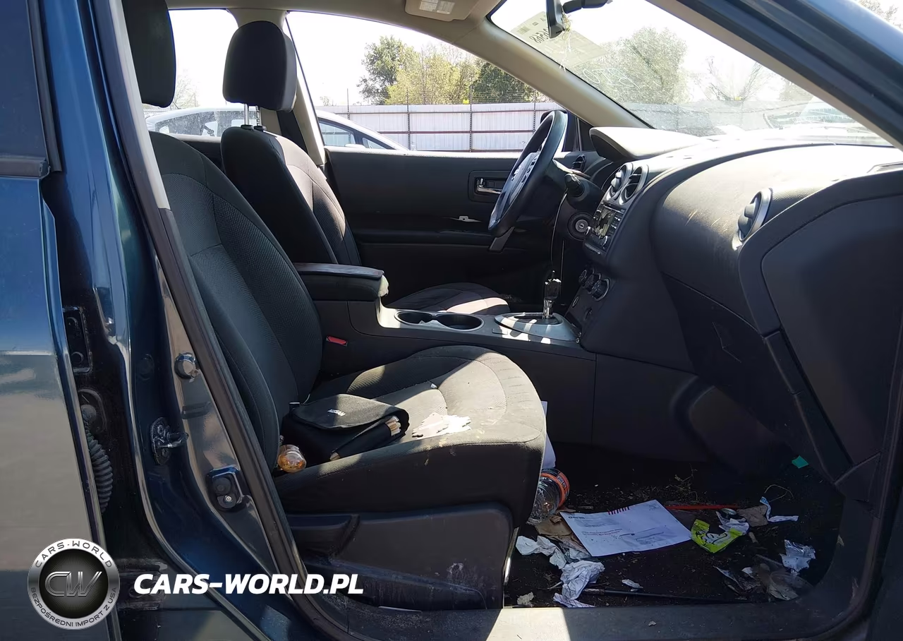 2015 Nissan Rogue Select S VIN:JN8AS5MV4FW760864 - 5
