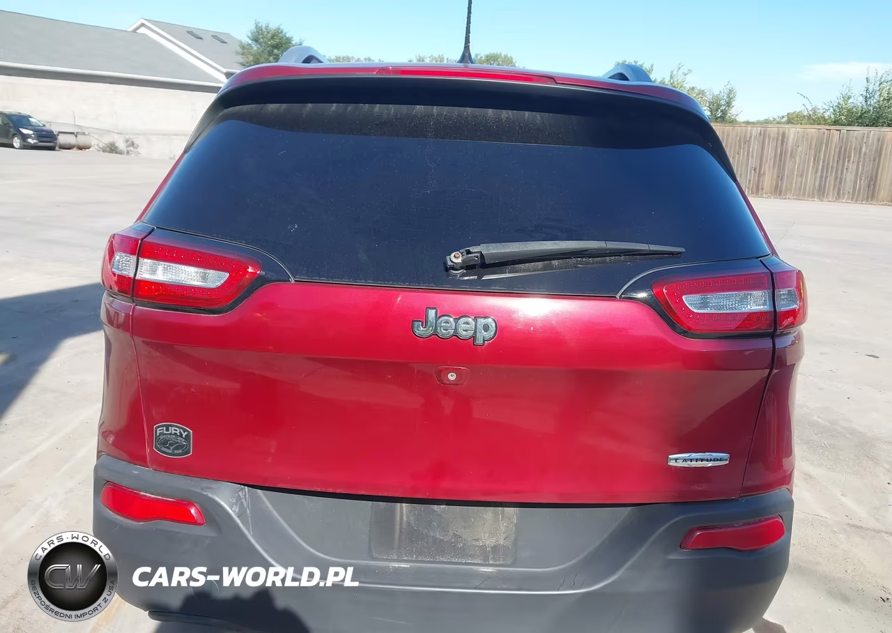 2015 Jeep Cherokee Latitude VIN:1C4PJLCB6FW711430 - 16