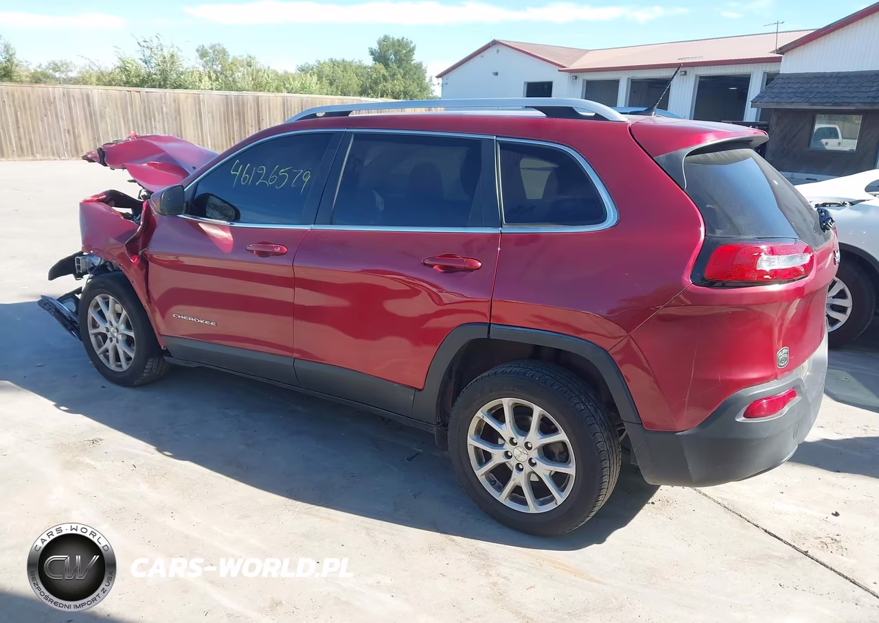 2015 Jeep Cherokee Latitude VIN:1C4PJLCB6FW711430 - 3
