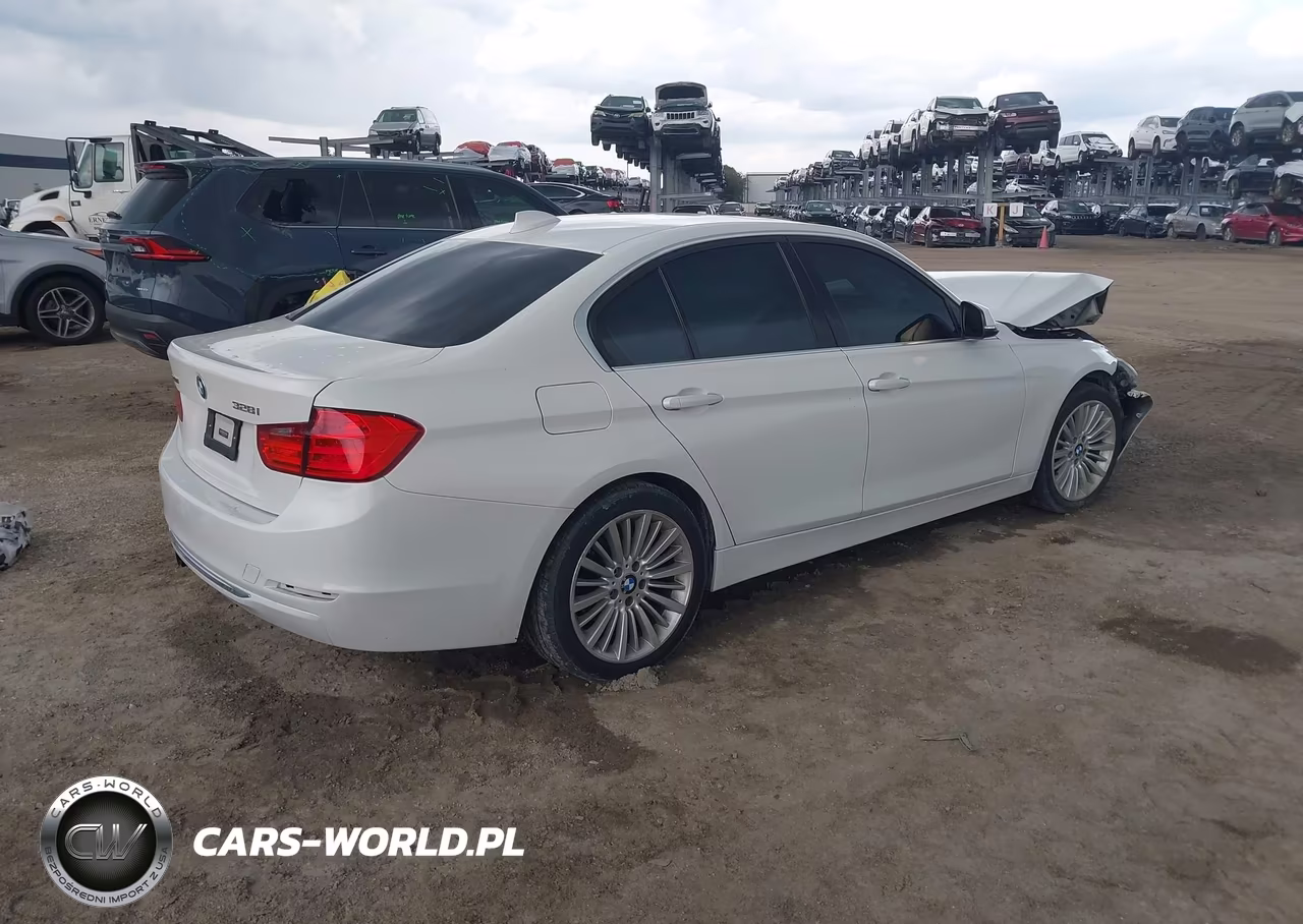 2013 BMW 328I xDrive VIN:WBA3B5C58DF596695 - 4