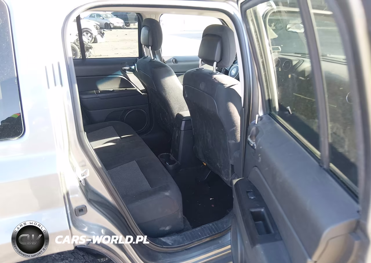 2014 Jeep Patriot Sport VIN:1C4NJRBB8ED558183 - 8