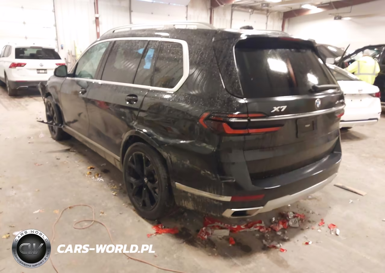 2023 BMW X7 xDrive40I VIN:5UX23EM01P9P76035 - 3
