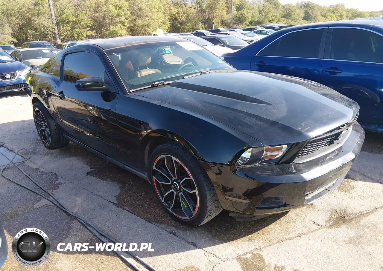 2012 Ford Mustang V6 Premium VIN:1ZVBP8AM2C5210799 - 1