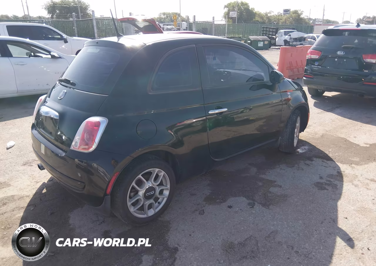 2015 Fiat 500 Pop VIN:3C3CFFAR1FT561920 - 4
