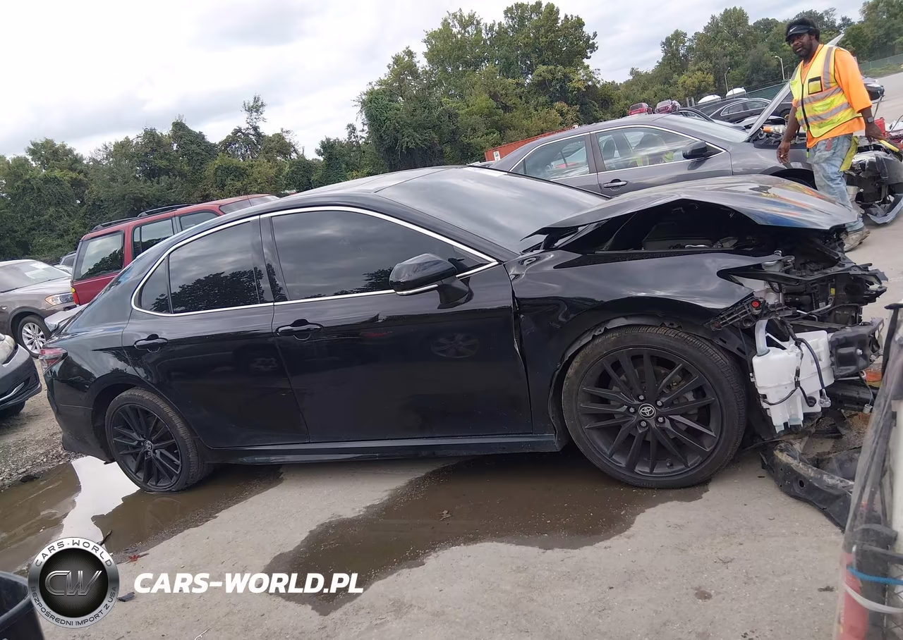 2021 Toyota Camry Xse Hybrid VIN:4T1K31AK2MU551255 - 14