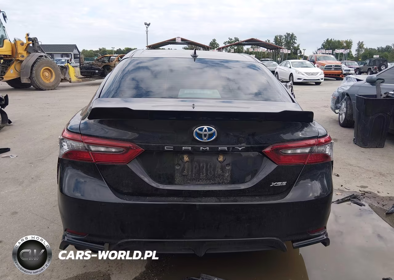 2021 Toyota Camry Xse Hybrid VIN:4T1K31AK2MU551255 - 17