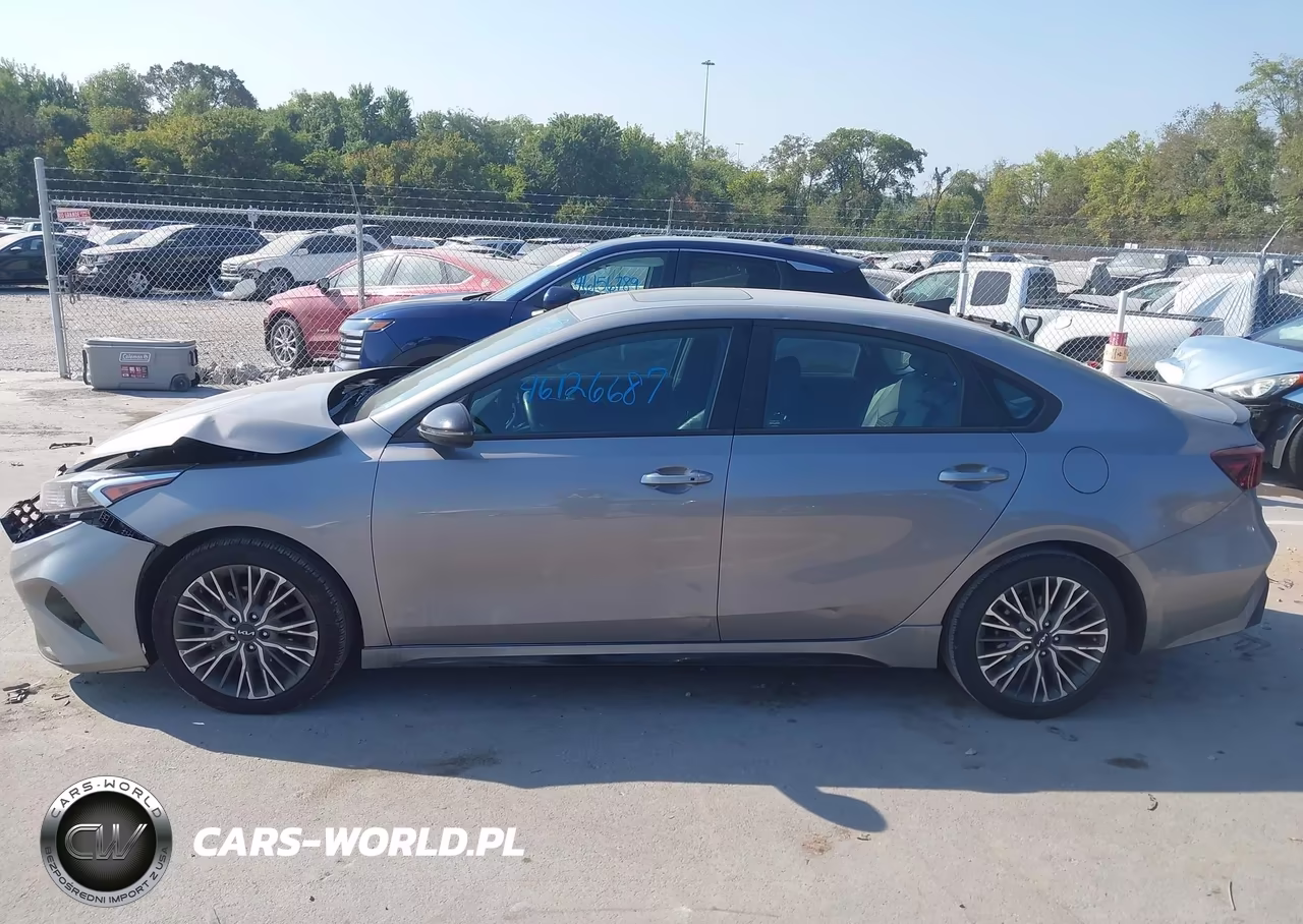 2023 Kia Forte Gt-Line VIN:3KPF54AD4PE574574 - 14
