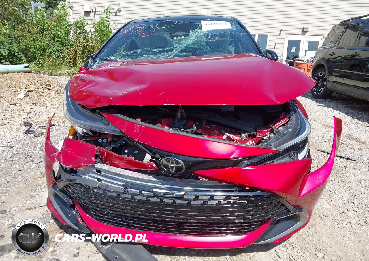 2024 Toyota Corolla Xse VIN:JTNC4MBE3R3232133 - 12