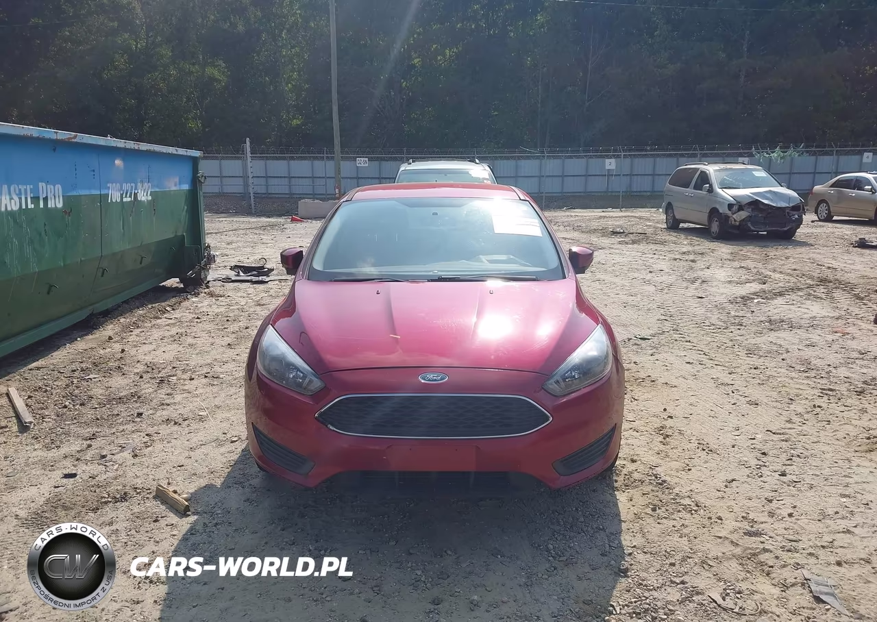 2017 Ford Focus Se VIN:1FADP3F25HL282448 - 6