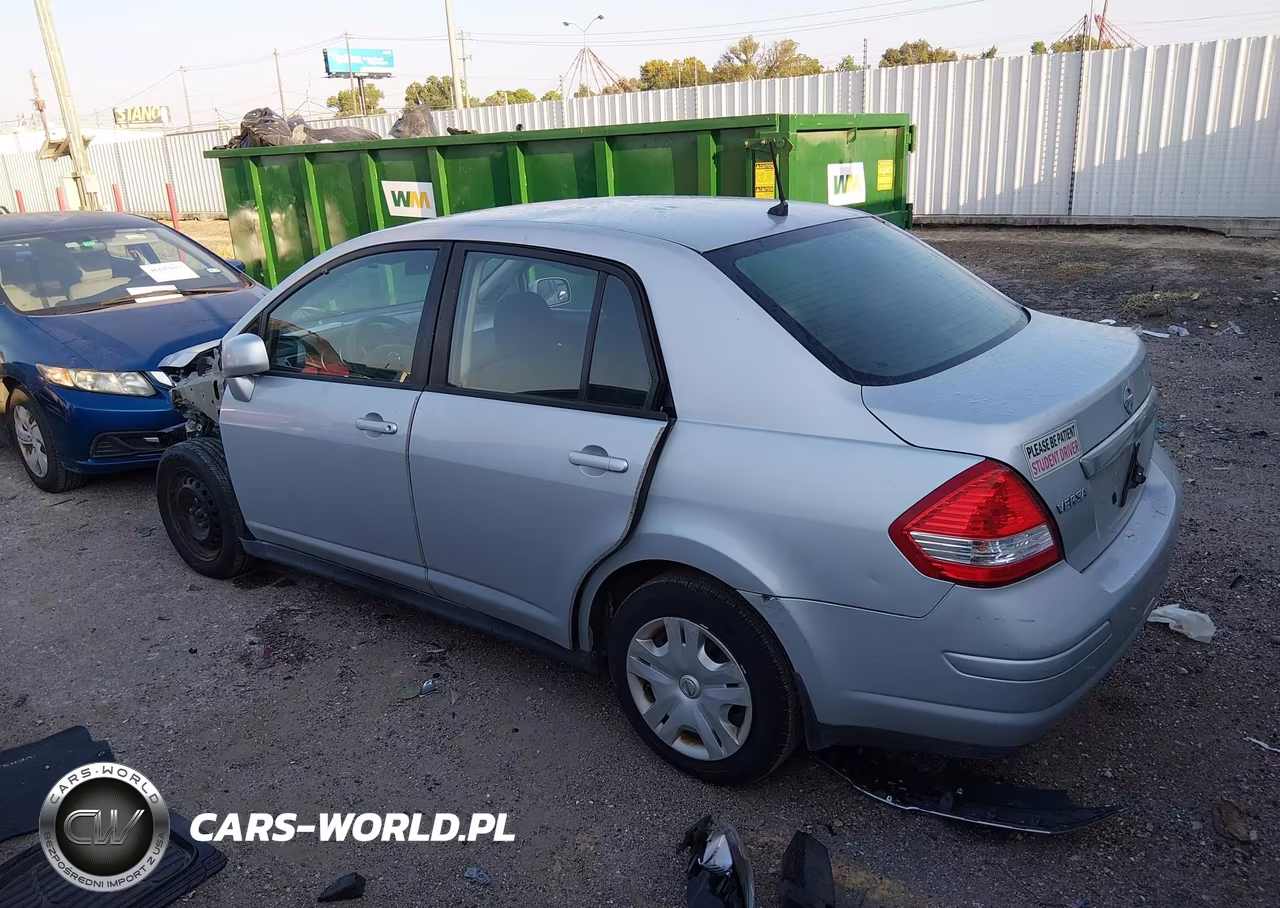 2010 Nissan Versa 1.8S VIN:3N1BC1AP5AL466919 - 15