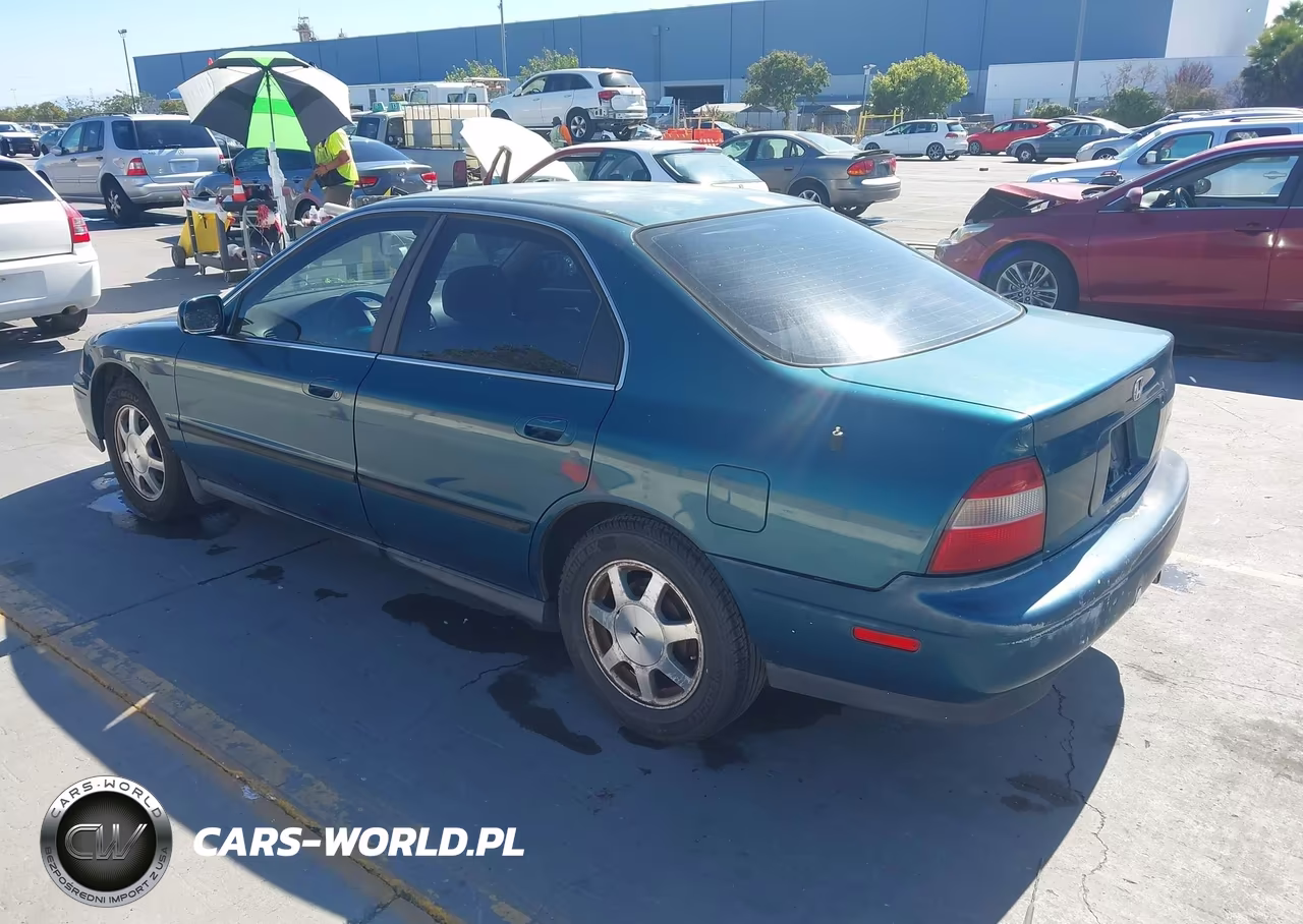 1994 Honda Accord Lx VIN:JHMCD5630RC105485 - 3